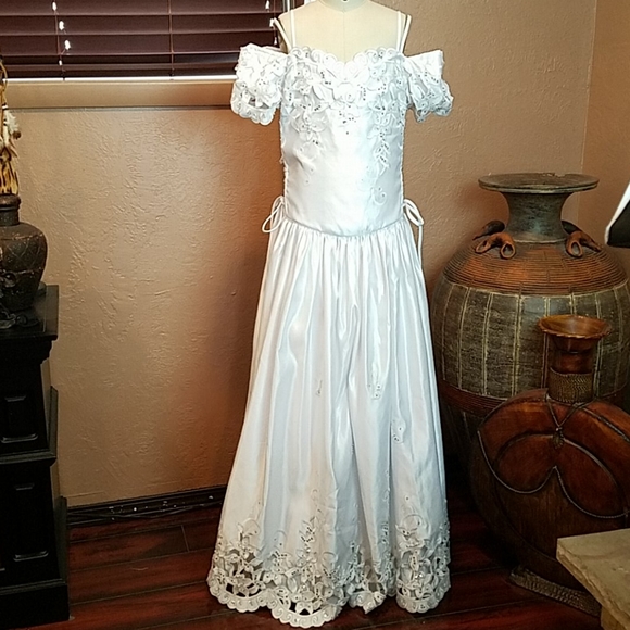 Handmade first communion dress - Picture 1 of 8
